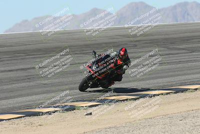 media/Oct-13-2025-Moto Forza (Mon) [[a66d839500]]/3-B Group/Session 2 (Bowl)/